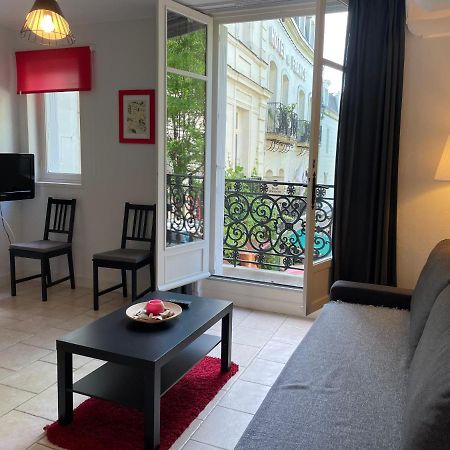 Appartement Coeur De Ville Chinon Bagian luar foto